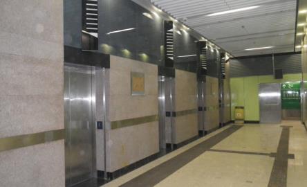 3.2 Example of Special MOE Arrangements in Deepsited Station by Using Lifts 1.