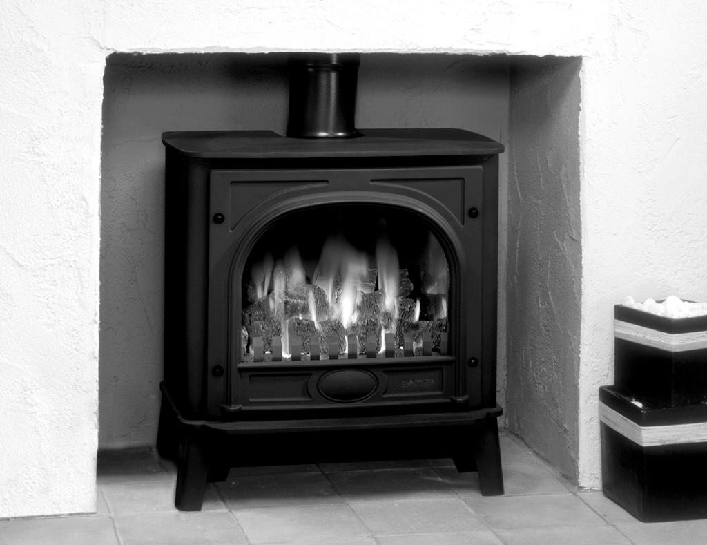 Marlborough & Stockton Conventional Flue Coal Effect Stove With Upgradeable Control Valve Instructions for Use, Installation & Servicing For use in GB & IE (Great Britain & Republic of Ireland).