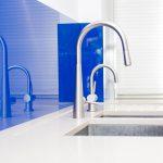 Edgebaston blue glass splashbacks with modern kitchen design 4.