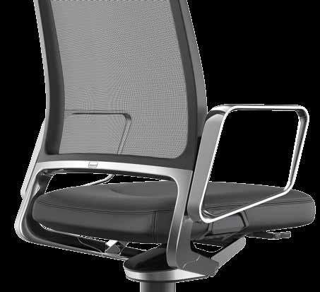 The elegantly formed backrest frame is the design feature of the Smart Motion
