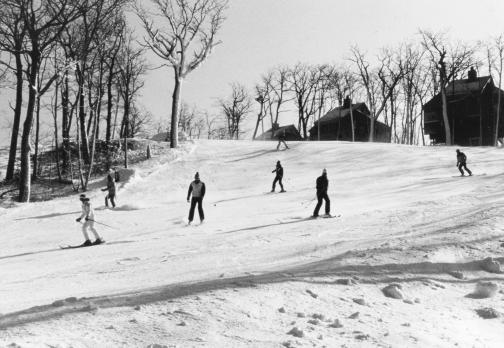 Nelson County, Virginia 89 Figure 10. Recreational skiing in an area of Myersville-Catoctin complex, 15 to 35 percent slopes, extremely stony. fishing, swimming, and hunting.
