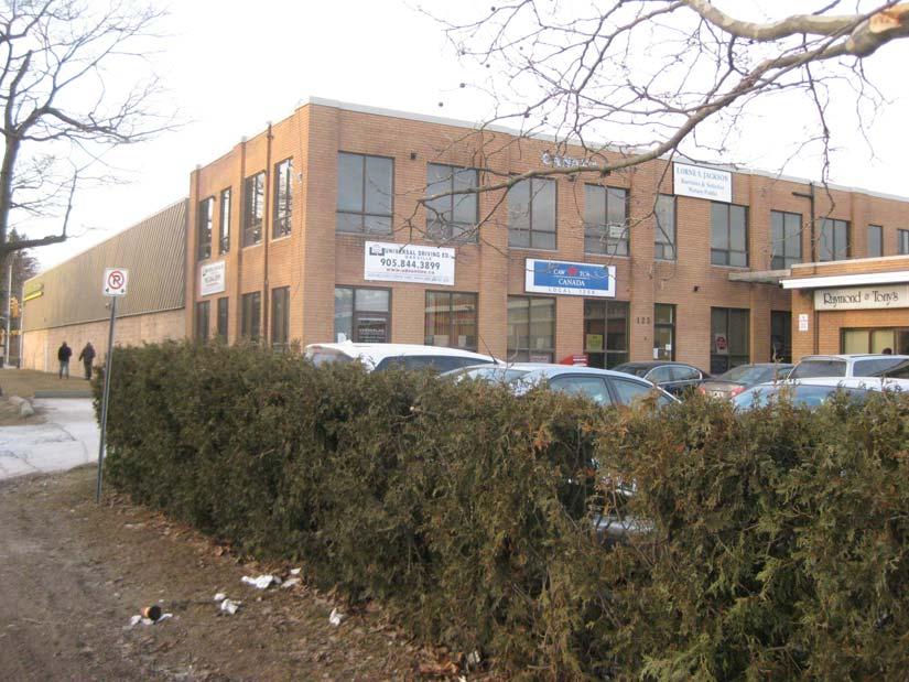 12 COMMERCIAL OFFICES ON EAST SIDE OF MAURICE DRIVE COMMERCIAL BUILDING