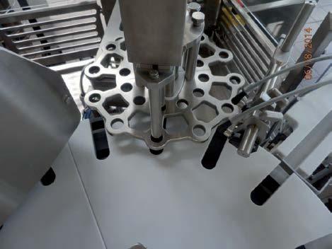 The MM24P/2S is a compact intermittent motion machine suitable to fill sterile powder using the vacuum/pressure system.