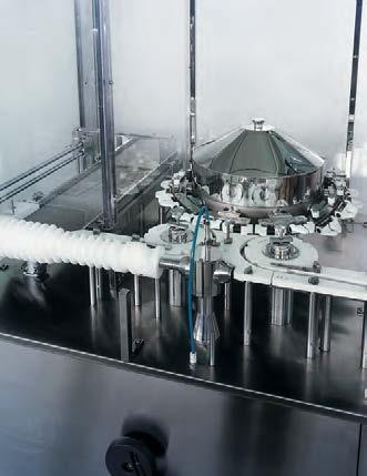 Bottle cleaning operations are carried out during the vertical rotation for a fixed time. The bottles return into a vertical position to bottle exit.