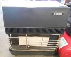 233 1 BOSCH GAS HEATER WITH