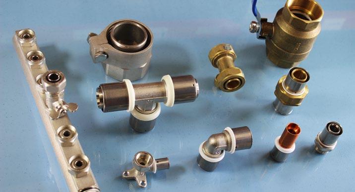 For industrial and commercial applications where large volumes of fluid are conveyed, the clamp fittings are used on the larger-size composite pipe.