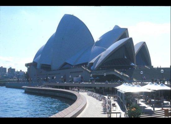 Sydney, Australia The site where Europeans first disembarked in Australia, Sydney s Circular Quay looks out on Australia s most famous