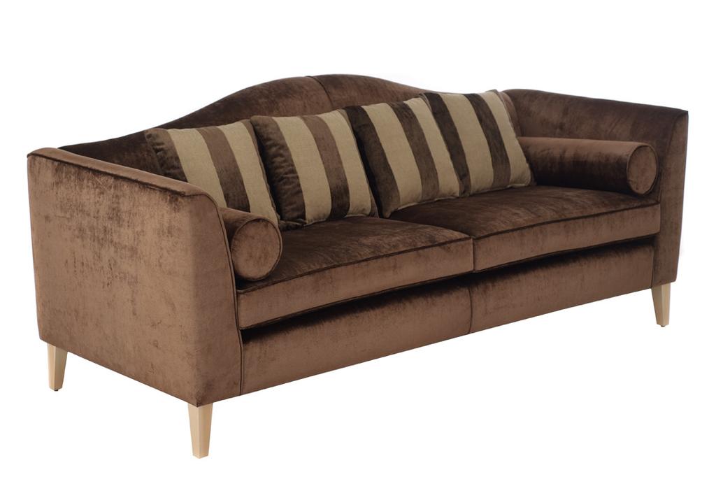OPERA SOFA A traditional and robust piece, Opera is based on the classic sofa.
