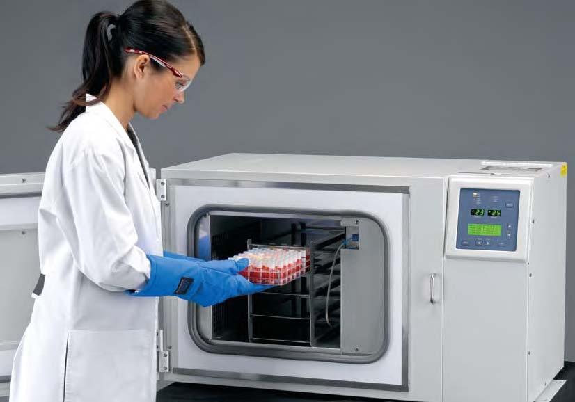 Thermo Scientific CryoMed Controlled-Rate Freezers Our CryoMed freezers feature an integrated control system (consisting of freezing chamber, microprocessor control, and printer all in one bench top