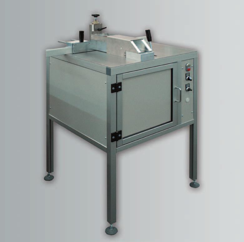 It consists of three modules, a fabric processing unit, a profile punching table and