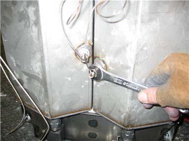 On split vats, ensure that right-hand bulb is inserted into right-hand tank, and