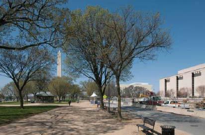 TIER II DRAFT ENVIRONMENTAL IMPACT STATEMENT The Pavilion Alternative would intrude into the pedestrianlevel view of the Washington Monument Grounds from pathways along the western end of the Mall