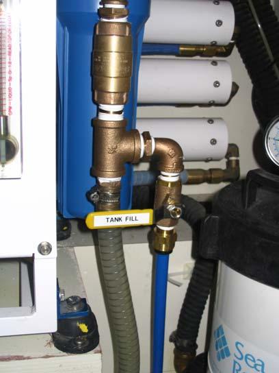 A SECOND BALL VALVE AND TEE SHOULD BE ADDED (IF APPLICABLE) T0 FILL FRESH WATER DIRECT TO TANKS OR USE WATER MAKER