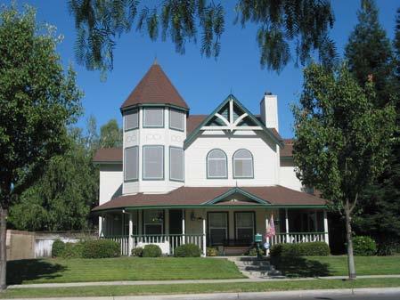 Conserve the special qualities of existing neighborhoods and districts. The distinctive character of Merced s older residential neighborhoods is one of the most memorable features of the community.