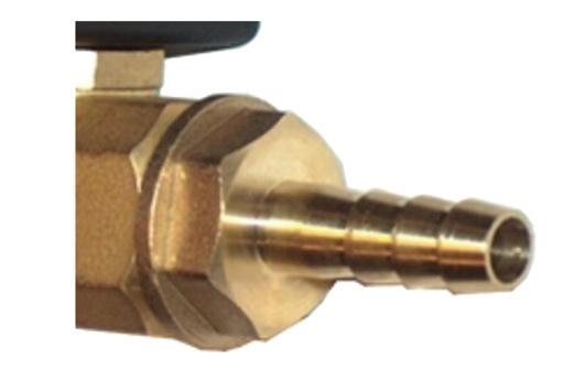The typical Y or L type strainers are not designed for applications involving level sensed drains. HOSE PIPE CONNECTORS Hose pipe connectors are a robust and simple way to install the discharge pipe.