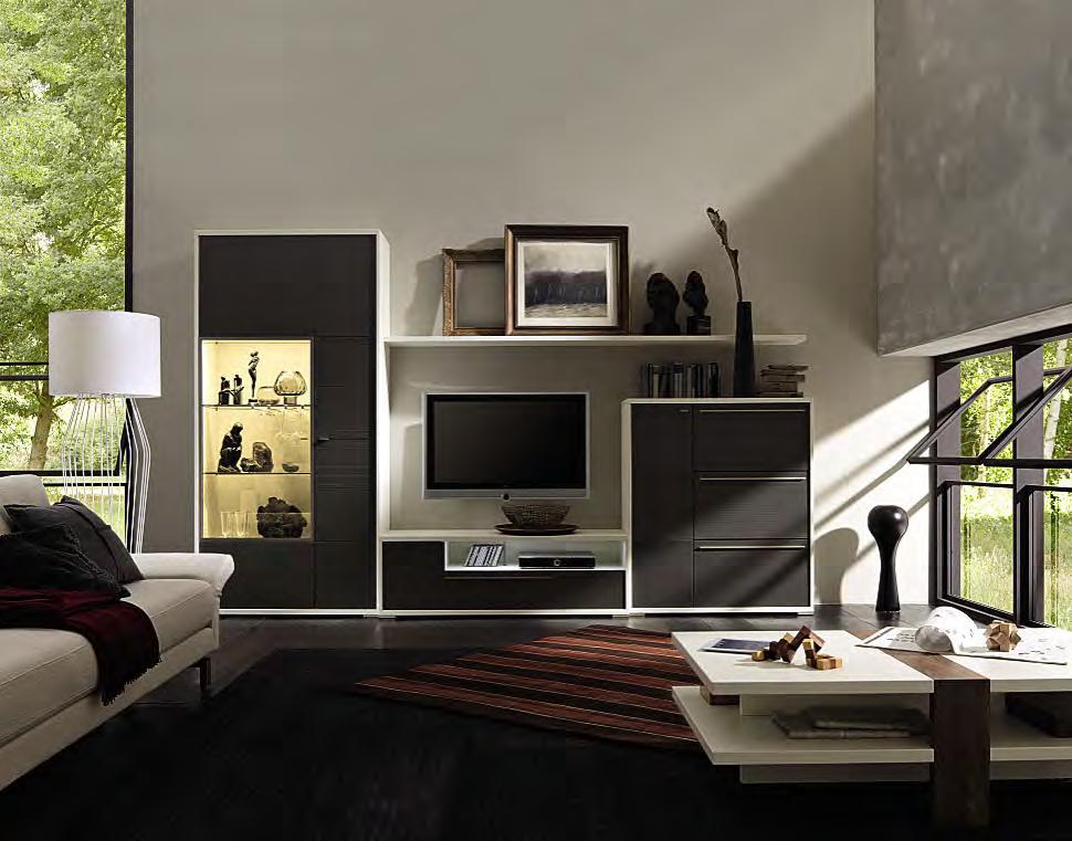 A stunning accent next to plain surfaces in the same or contrasting colour. Only at hülsta! Asymmetrical.