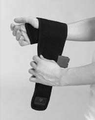Wrapping Your Wrist with VIT00394 - Wrist VitalWrap Loop it: Begin by unfolding your wrist wrap.