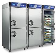 The complete CP MULTI product range CP40 MULTI CP80 MULTI CP120 MULTI A 2-door unit with a condensation feature incorporated, or remote upon request. Two separate units, 4 doors and remote unit.
