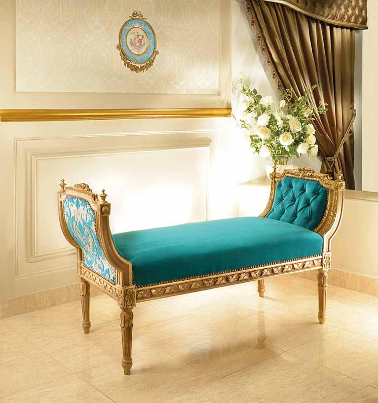 Classic banquette with carved