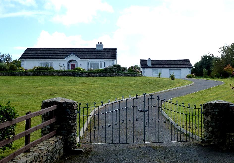 Nr. 221 Einfamilienhaus mit Garage nahe der Küste bei Mountcharles, Co. Donegal (221ML-MS) ca 7.974qm Preisvorstellung: 200.