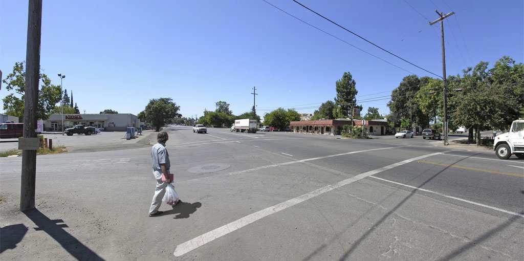 Live Oak, California Public street improvements: wider