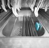 The patented dryer GUIDEAIR funnels the air via channels and nozzles directly above and below the ware for faster drying.