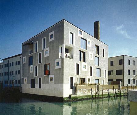 TYPOLOGIES: ICEBERGS The Iceberg blocks are small apartment buildings with four flats a