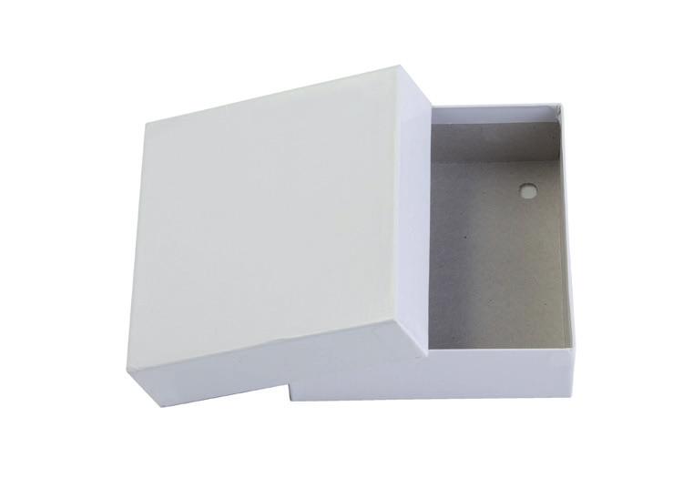 18 Freezer Boxes Freezer Cardboard Storage Boxes > > White cardboard box with water resistant coating, designed to withstand ultra-low