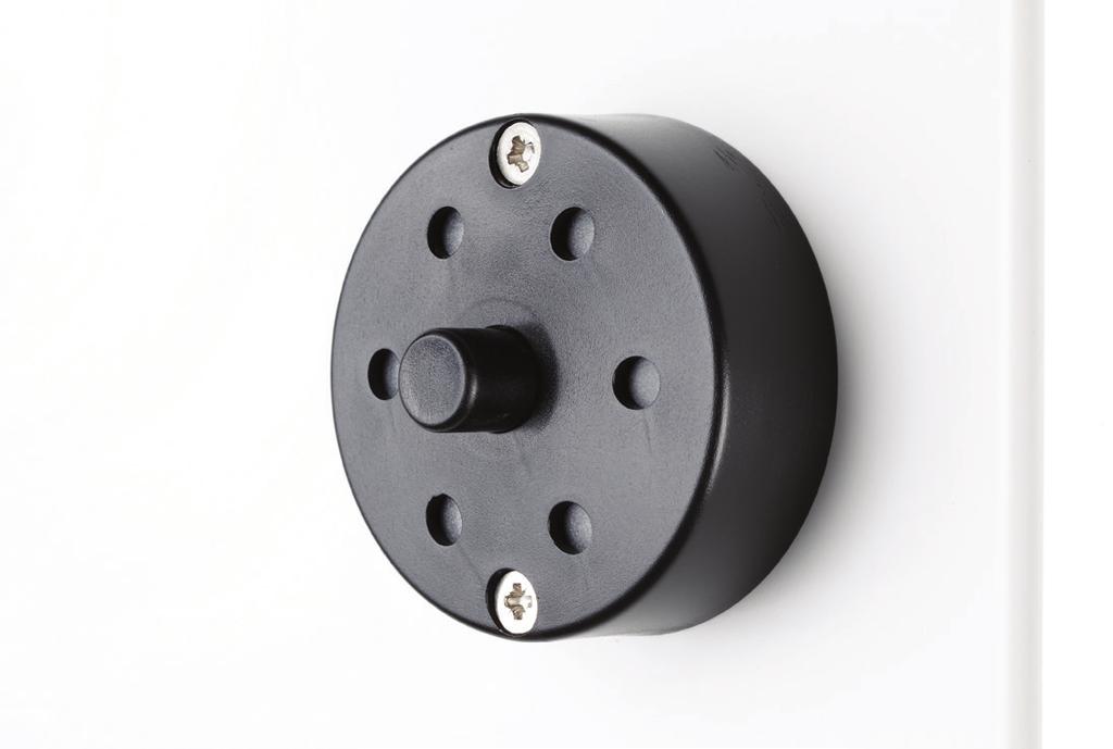 Easy-to-access air vent port enables