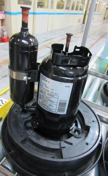 compressor (positive pressure) Check the measurement to prevent from entering