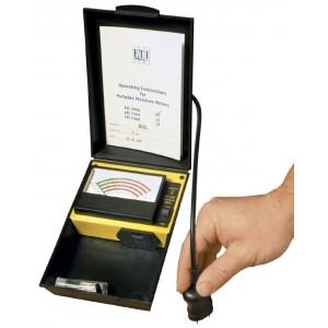 M OISTURE M ETERSFOR T IMBER & G ENERAL M ATERIALS 7000 GENERAL PURPOSE MOISTURE METER The ETI 7000 general purpose moisture meter combines the scales of both timber and building moisture mete` The