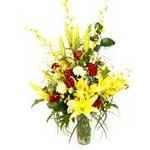 0 Round Yellow Handtied Bouquet A posy of monochromatic yellow flowers, Roses, Freesias, Solidaster, Alstroemerias and berries.