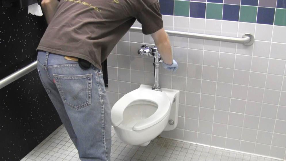 Flush toilets & empty trash Flush all toilets and urinals.