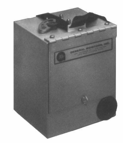 Figure 47: Portable Purge Calibrator The procedure using the 3-Liter Chamber (Figure 48) is explained below: The 3-Liter Chamber is used when the 4802A is calibrated with liquid or solvent vapors.