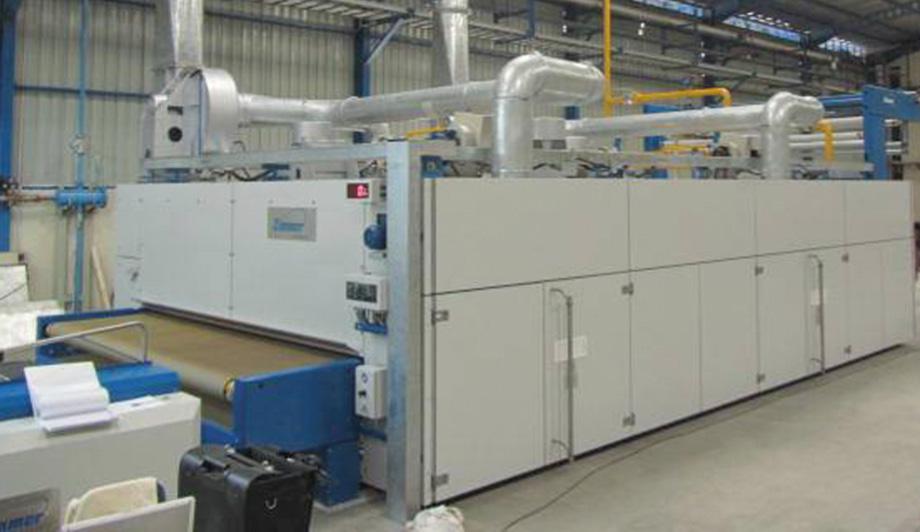 Hot air dryer type: Compact HC The modular construction of the high efficiency and powerful hot air nozzle dryer is designed to dry any sort of printed and wet textiles, papers, nonwovens and even