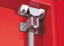 a smooth and quiet alternative. Pullman latches are supplied as standard on Briton 376.P, 372.P and 376.
