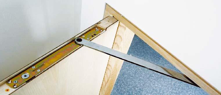 Section 3: Door Closing Devices Page 35 They are generally unsuitable for use on a latched door assembly unless they comply fully with the requirements of BS EN 1154 to ensure that they apply enough