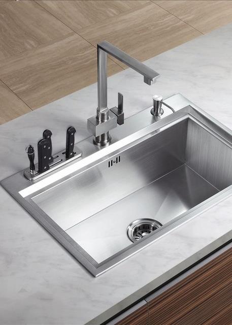 3. SINK MATERIALS The variety of sink materials available is big enough that you are certain to find something that fits your style and pocket.