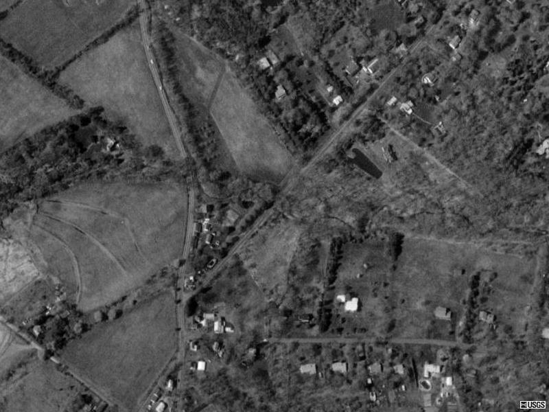 SITE LOCATION Figure 6 Aerial Photograph New Galena Ro