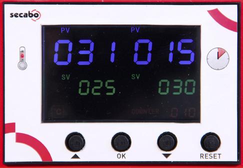 Controller With a large digital controller, temperature ( C und F) and pressing time can be adjusted. The green digits are showing the theoretical value, the white digits are showing the actual value.