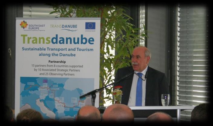 Opening Words Mayor of Ulm Ivo Gönner Danube has high tourism quality but is used suboptimal Danube as means of transportation is used poorly Water quality is catastrophic / environmental problems e.
