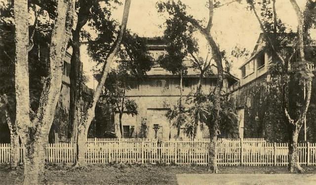 King Nguyen, a small commercial area residents and rural areas