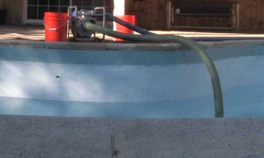 LOWER THE POOL WATER STEP 3 PARTIAL DRAIN DEPTH VARIES BY REGION AND COVER TYPE APSP RECOMMENDED DEPTHS AS FOLLOWS VINYL LINED: 1 inch below skimmer or tile