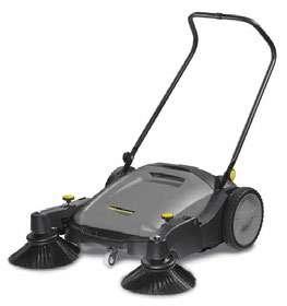 FLOOR CARE: SWEEPERS KM 70/20 C Lightweight and simple for quick clean-ups. The KM 70/20 C is ideal for sweeping small areas indoors and outdoors.