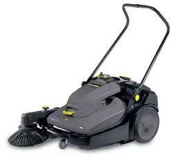 FLOOR CARE: SWEEPERS KM 70/30 C BP ADV Compact, convenient and universal. The extremely compact and efficient KM 70/30 C Bp Adv sweeps silently.