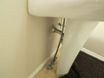 4. Under Vanity Plumbing At the time of inspection there was no observed major problems with the pedestal plumbing.