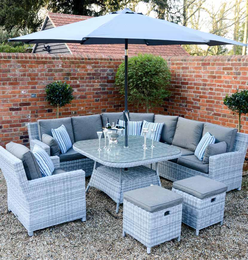 CONTENTS We are delighted to introduce Regatta Garden Furniture s latest outdoor