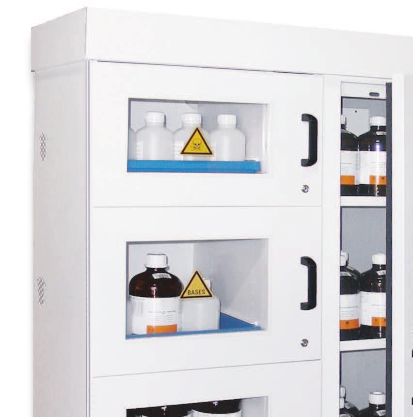 RANGE.B EN 70 C MULTIRISK CABINETS EN 70 TYPE 90,, 0 or 5 MINUTES Toic "" compartment tested and approved according to EN 70 (0/00) norm.