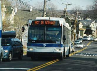 Issues Westbound S44 Bus on Walker