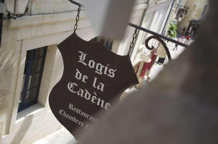 HISTORY A SAINT-EMILION INSTITUTION Founded in 1848, Logis de la Cadène is one of the oldest restaurants in Saint- Emilion and over time has become a true
